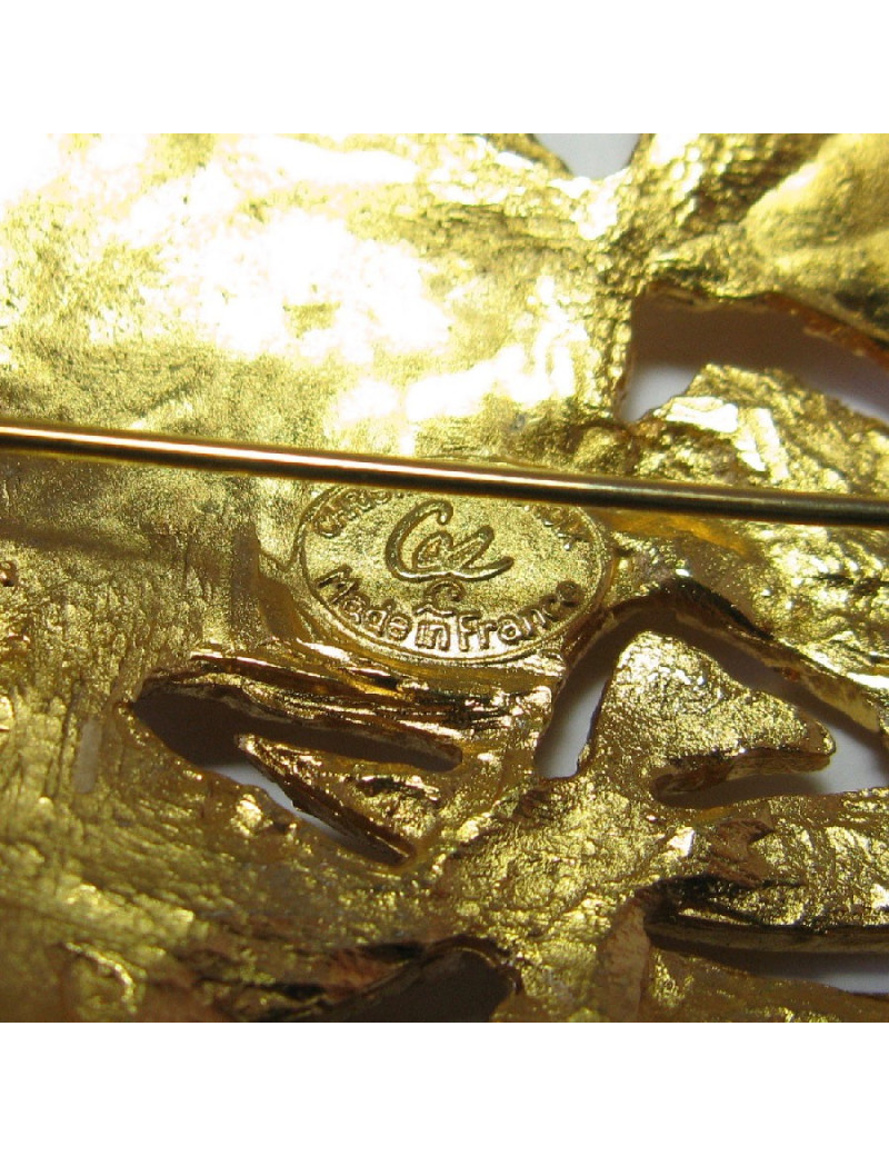 CHRISTIAN LACROIX heart brooch in gilded metal