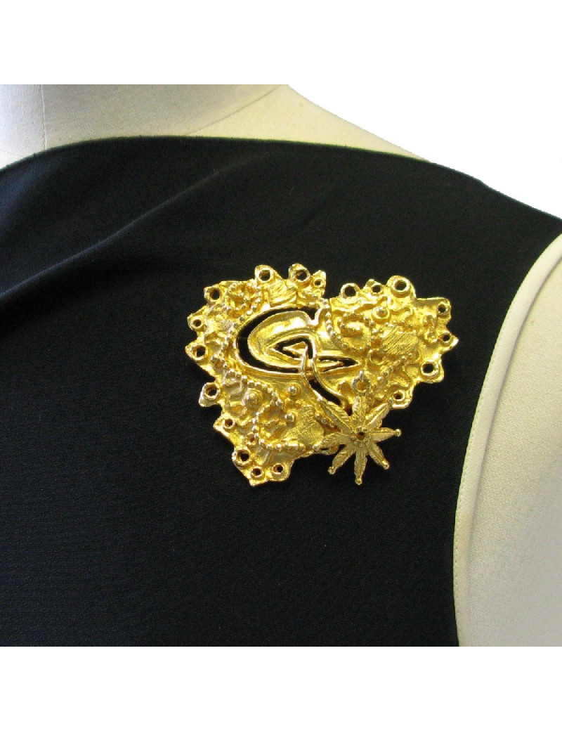 CHRISTIAN LACROIX heart brooch in gilded metal