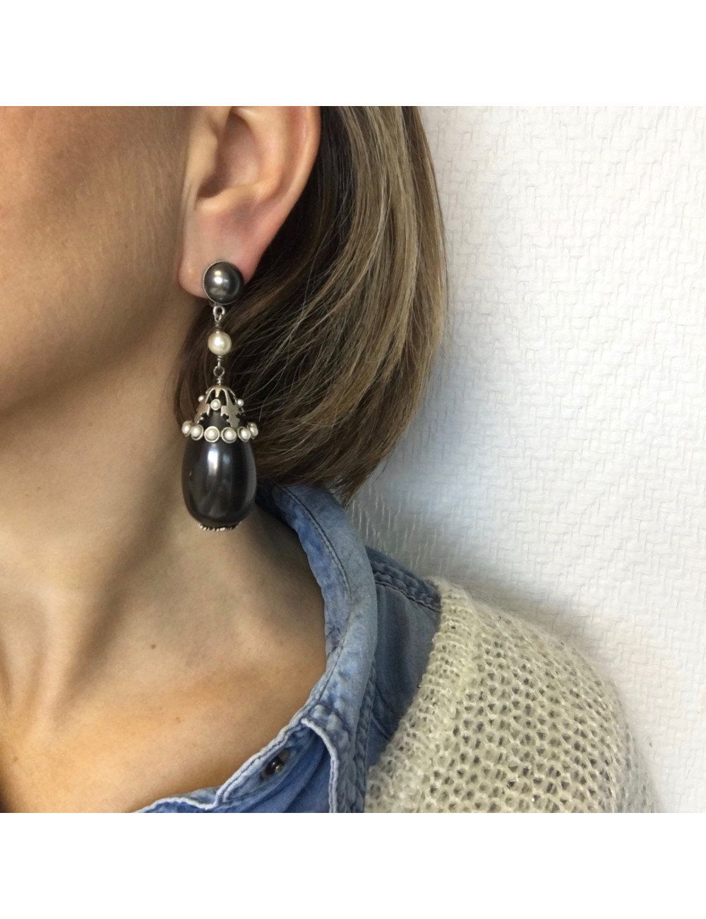 CHANEL gray pearl clip on earrings with silver metal set with white pearls