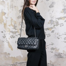 Large black leather CHANEL bag - VALOIS VINTAGE PARIS