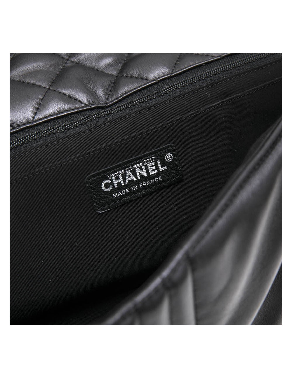 Sac "Paris Dallas" CHANEL en cuir d'agneau lisse noir