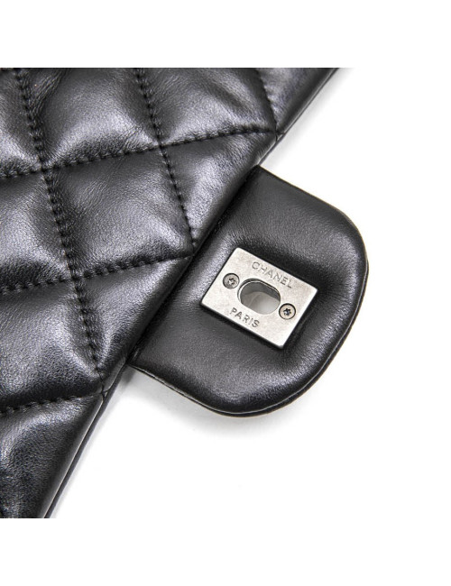 Sac "Paris Dallas" CHANEL en cuir d'agneau lisse noir