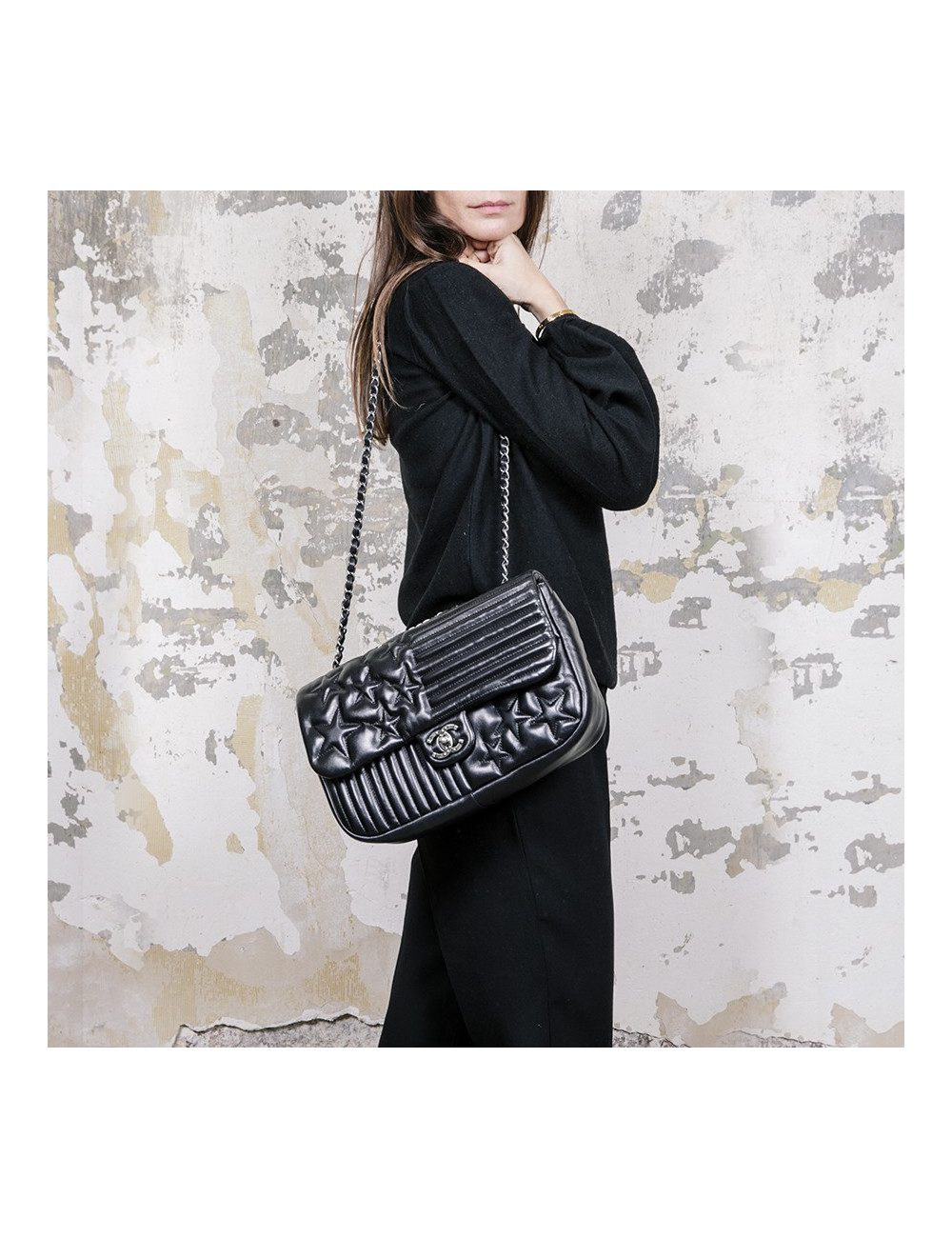 Sac "Paris Dallas" CHANEL en cuir d'agneau lisse noir