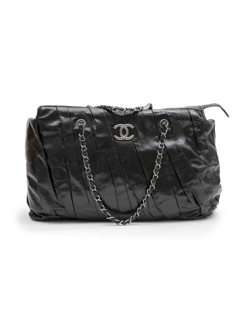 Sac cabas CHANEL cuir lisse noir