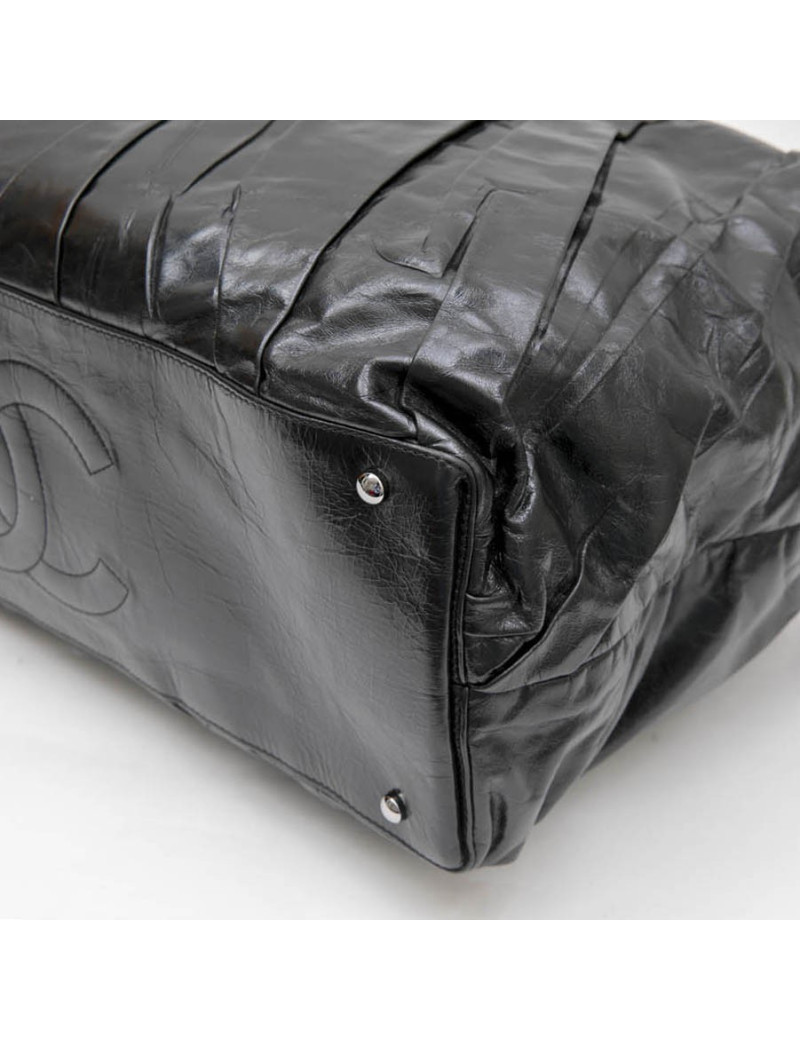 Sac cabas CHANEL cuir lisse noir
