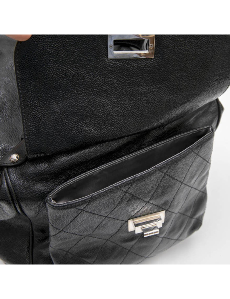 Sac cabas CHANEL cuir grainé noir brillant