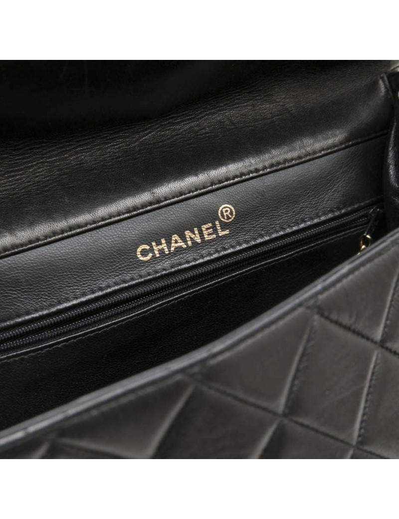 Sac CHANEL cuir d'agneau lisse noir 