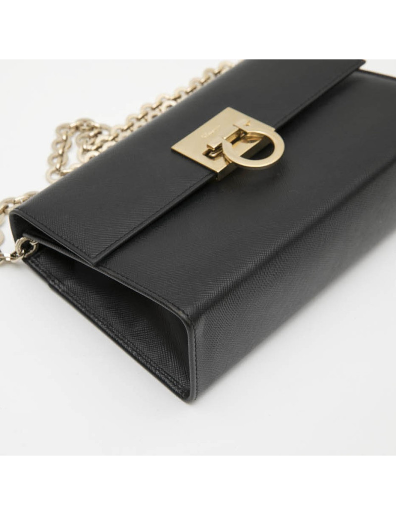 Mini sac FERRAGAMO cuir grainé noir