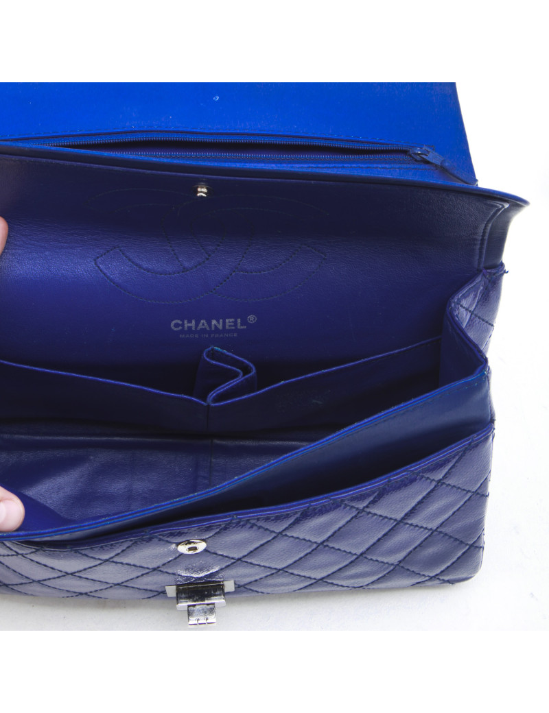  Sac CHANEL 2.55 cuir grainé souple  verni semi mat  violet