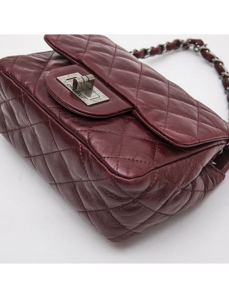Mini sac CHANEL 2.55  "Paris-New York"en cuir bordeaux