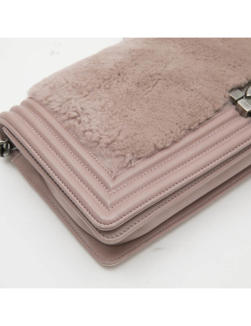 CHANEL bag 'Boy' in old pink orylag fur and leather