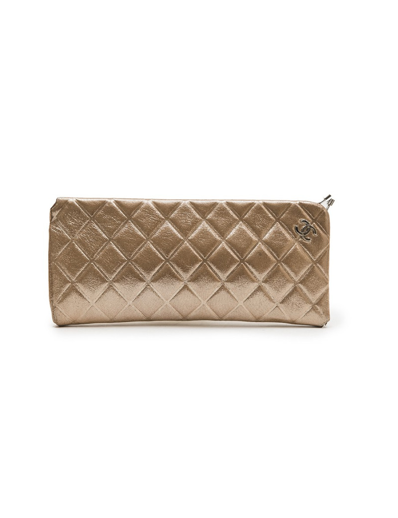 Pochette CHANEL cuir lamé irisé