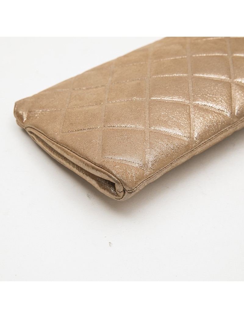 Pochette CHANEL cuir lamé irisé