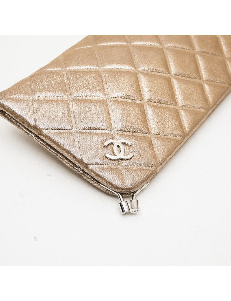 CHANEL evening clutch in gold lamé leather