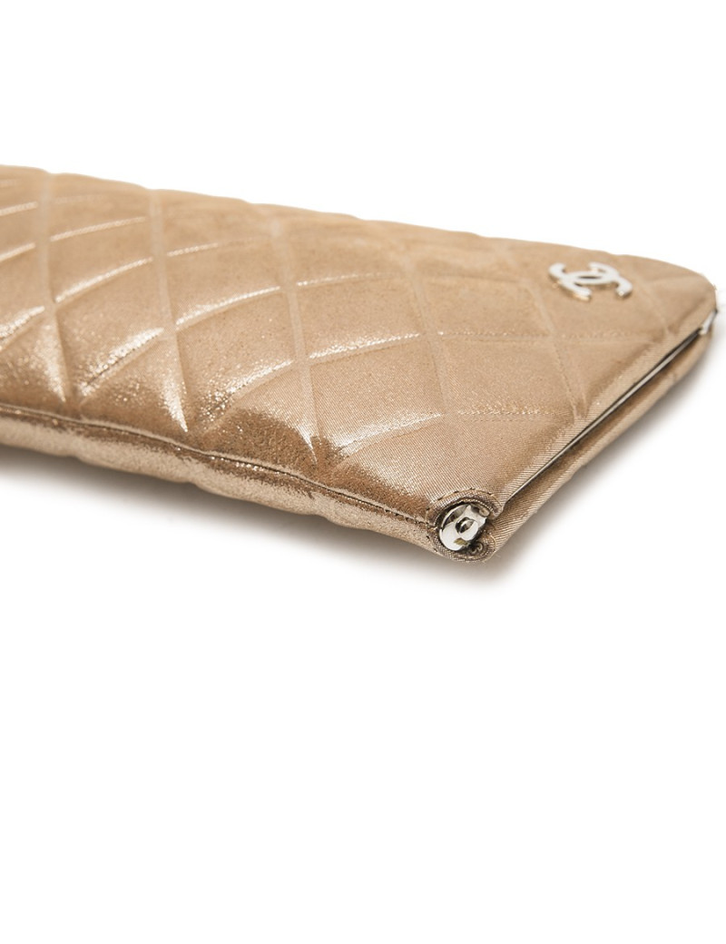 CHANEL evening clutch in gold lamé leather