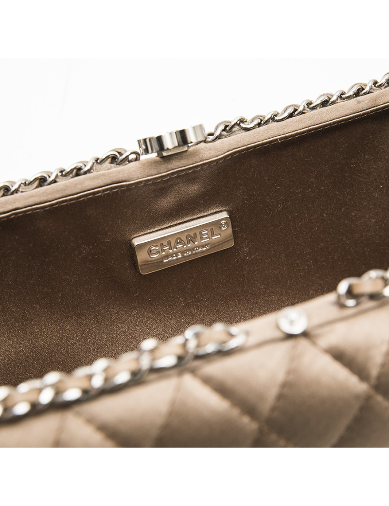Pochette du soir CHANEL satin beige et chaînettes