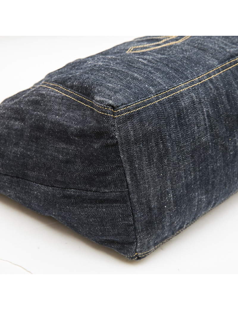 CHANEL Bag in Blue Denim Fabric with Beige Stitching