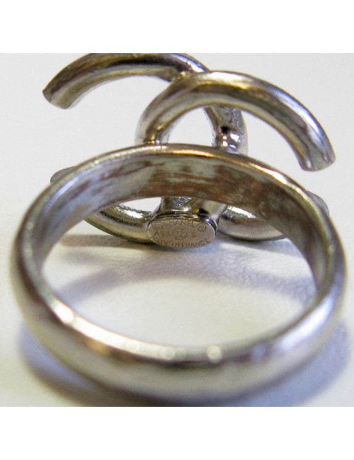 CHANEL CC ring in silver metal set with colored  rhinestones