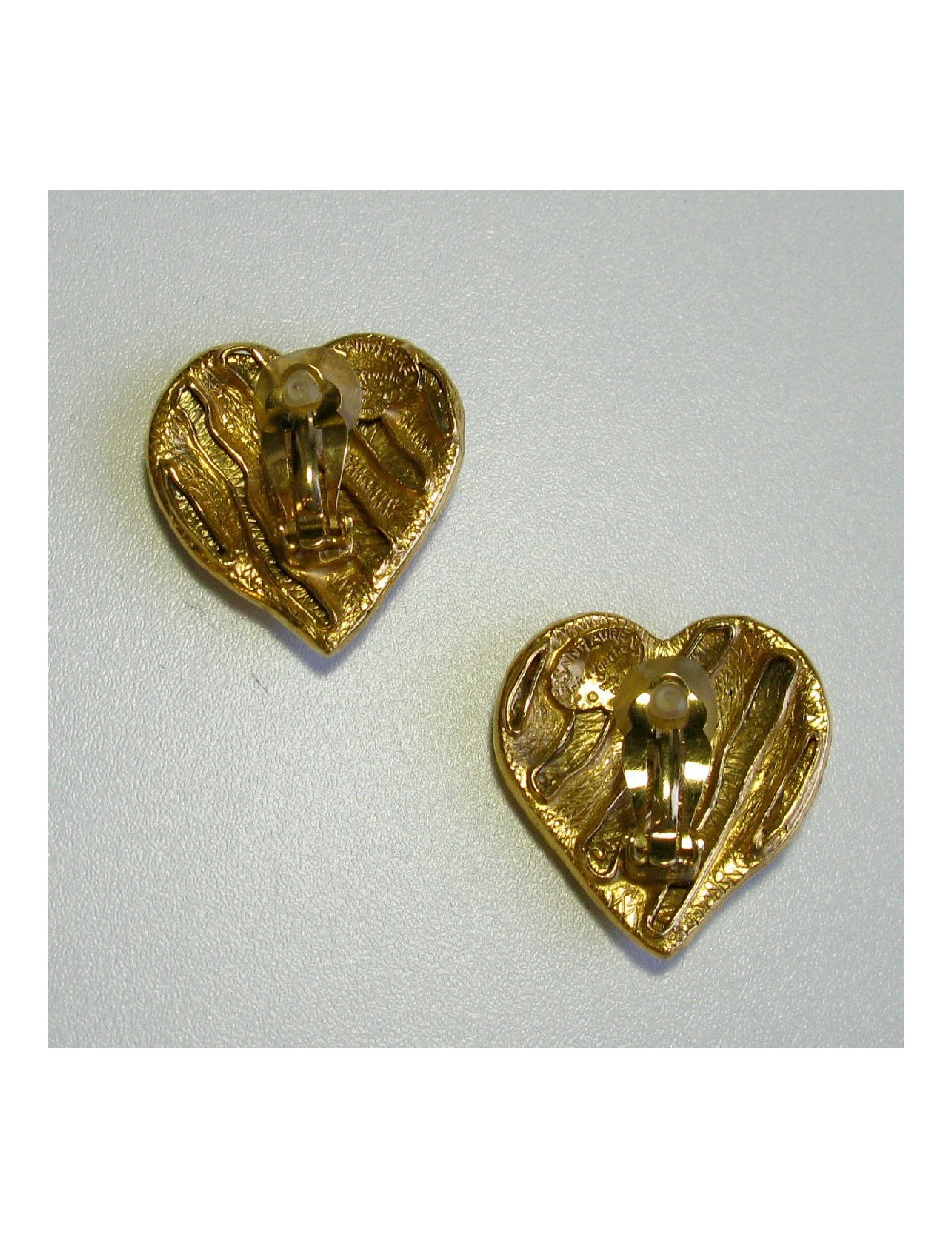 YSL SAINT LAURENT Vintage Heart Clip-on earrings in gilded metal