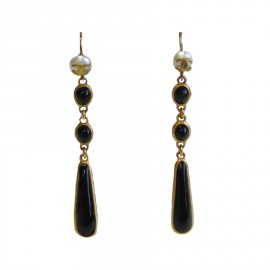 CHANEL Pendant Stud Earrings In Black Molten Glass, Small Pearl and Gilded Metal