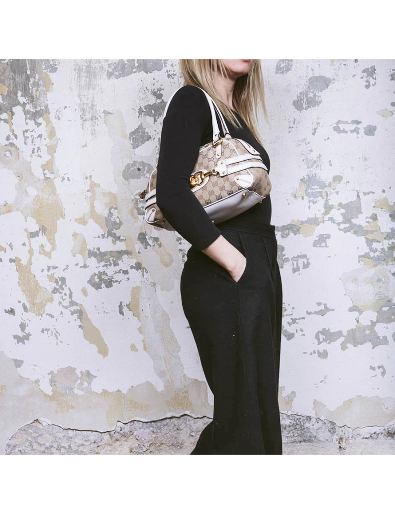 GUCCI bag in beige monogram canvas