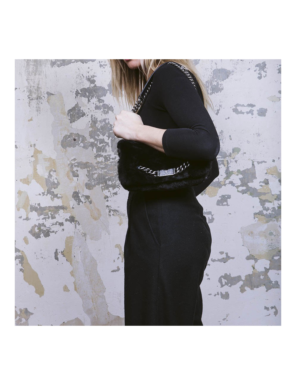 CHANEL flap bag in black quilted leather and black orylag