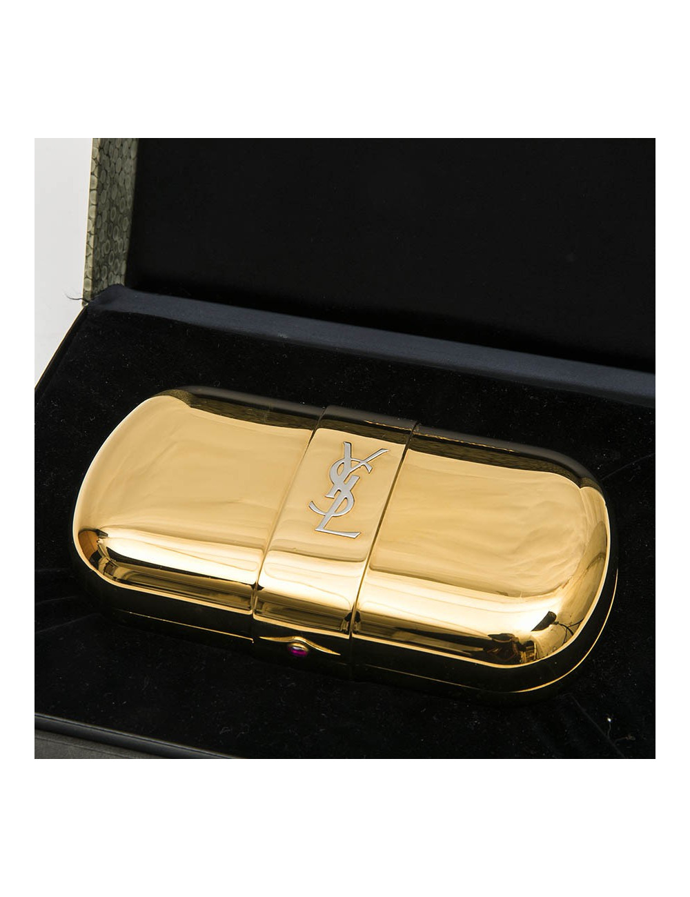 YSL SAINT LAURENT minaudière vintage in gold plated metal