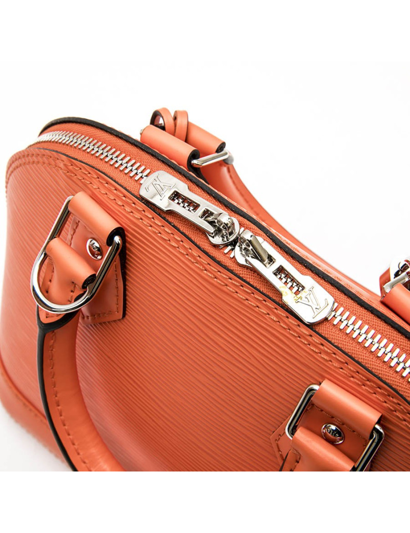 Mini sac Alma LOUIS VUITTON cuir épi corail