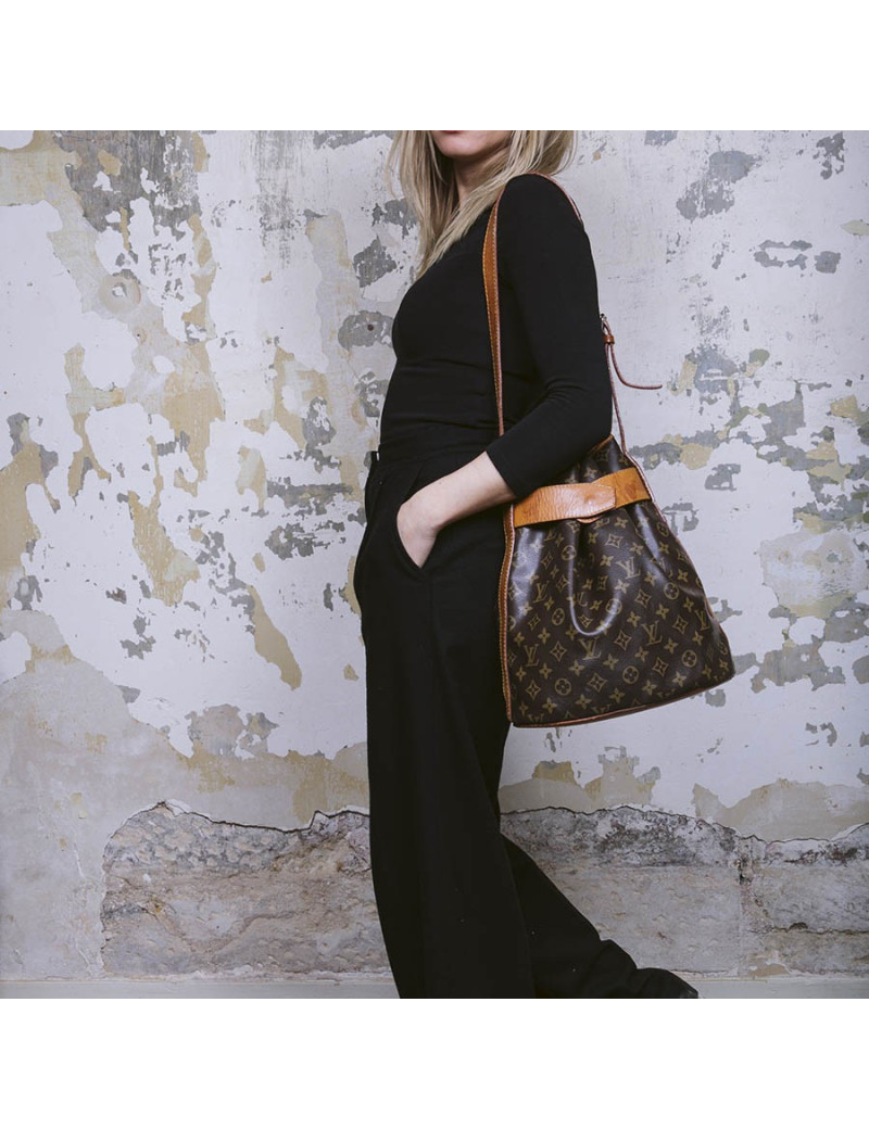 Sac seau LOUIS VUITTON toile monogram vintage