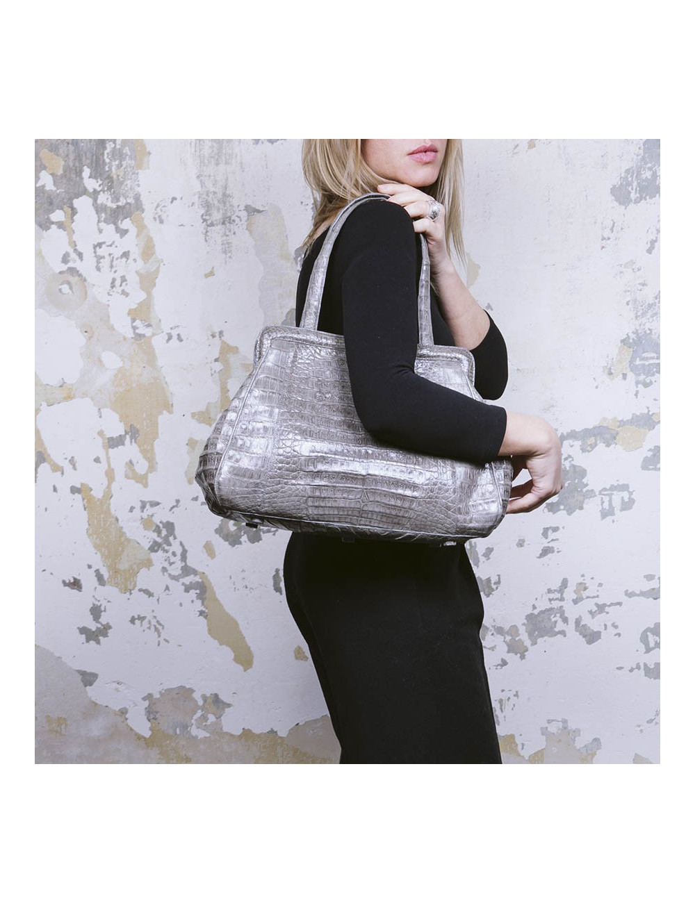  NANCY GONSALEZ bag in gray crocodile