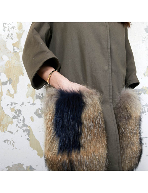 Trench AVA ADORE en toile kaki et poches en renard