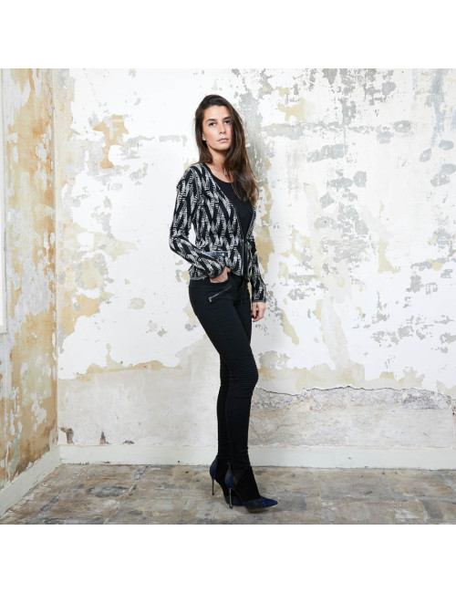 Gilet long  t 36 CHANEL en cachemire noir ET BLANC