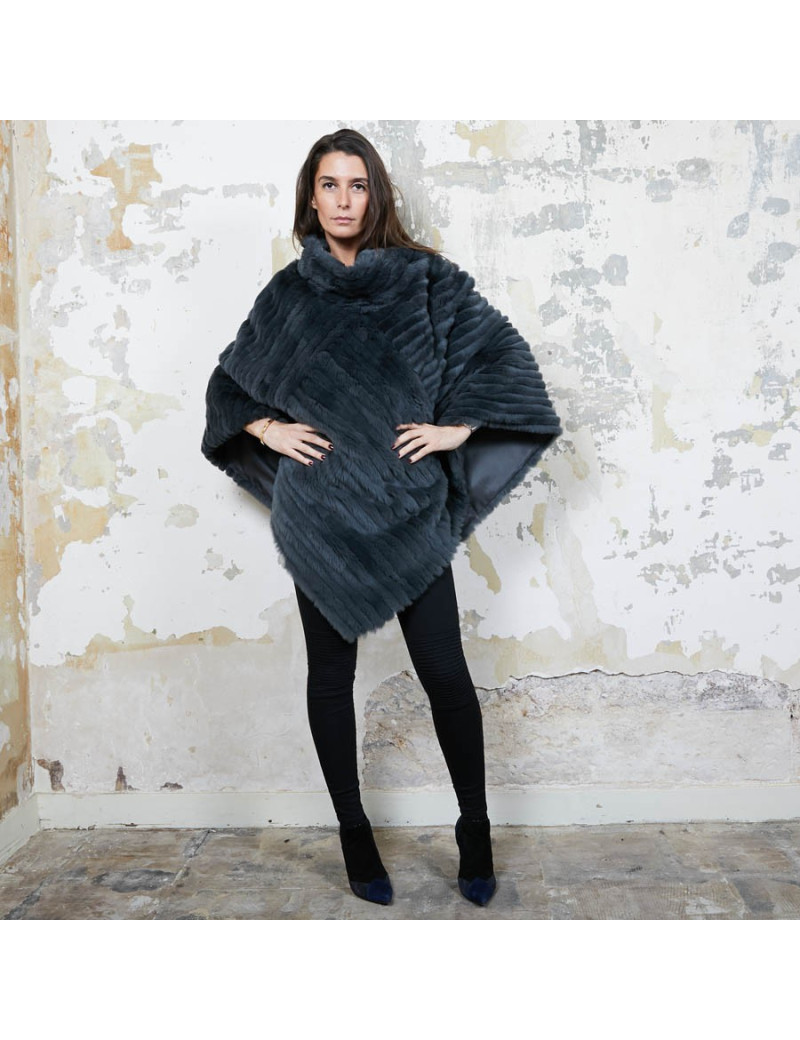 Poncho ARMANI COLLEZIONI en orilag gris