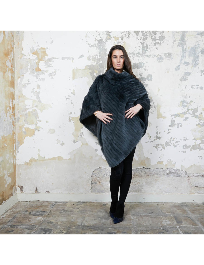 Poncho ARMANI COLLEZIONI en orilag gris