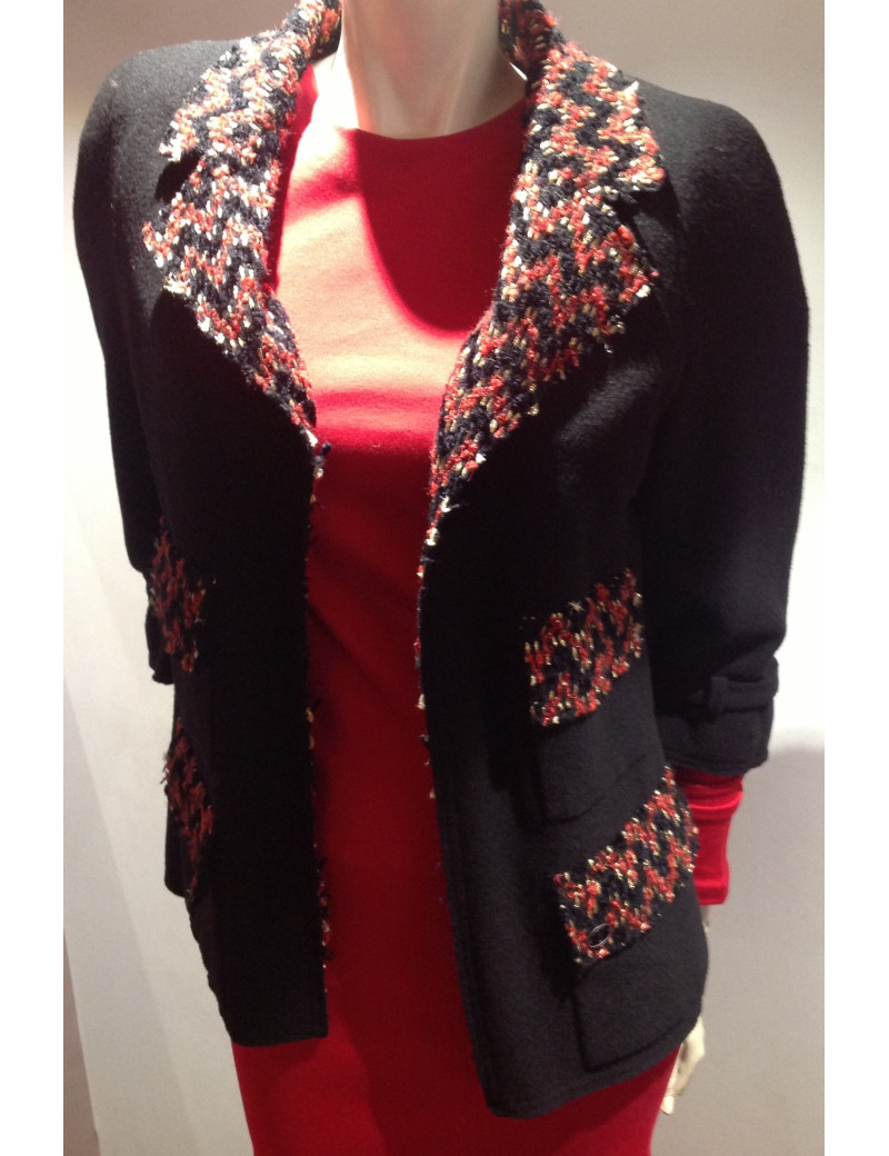 Veste CHANEL rouge et noire Collection Automne Hiver 2007-08
