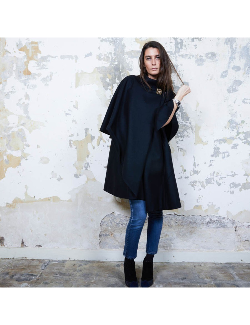 Manteau cape mi-longue taille 34 "Paris-Shangai" CHANEL