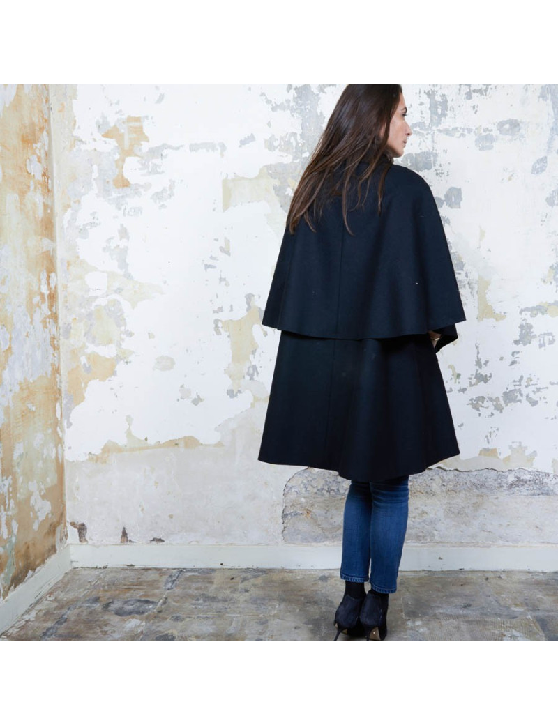 Manteau cape mi-longue taille 34 "Paris-Shangai" CHANEL