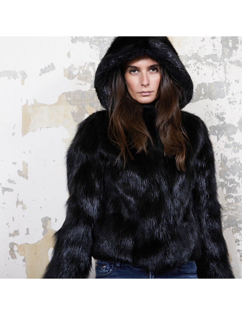 CHLOE hooded jacket in black shiny beaver fur size 38FR