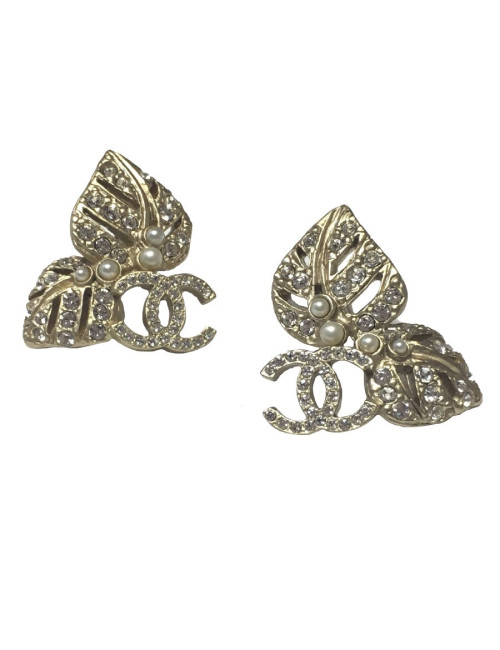 CHANEL leaves and CC stud earrings in matt gilded metal, rhinestones and pearls