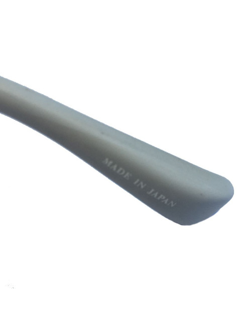 Lunettes de soleil LINDA FARROW LUXE en plastique gris mat