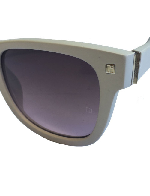 Lunettes de soleil LINDA FARROW LUXE en plastique gris mat