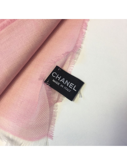 Châle CHANEL rose en cachemire et soie