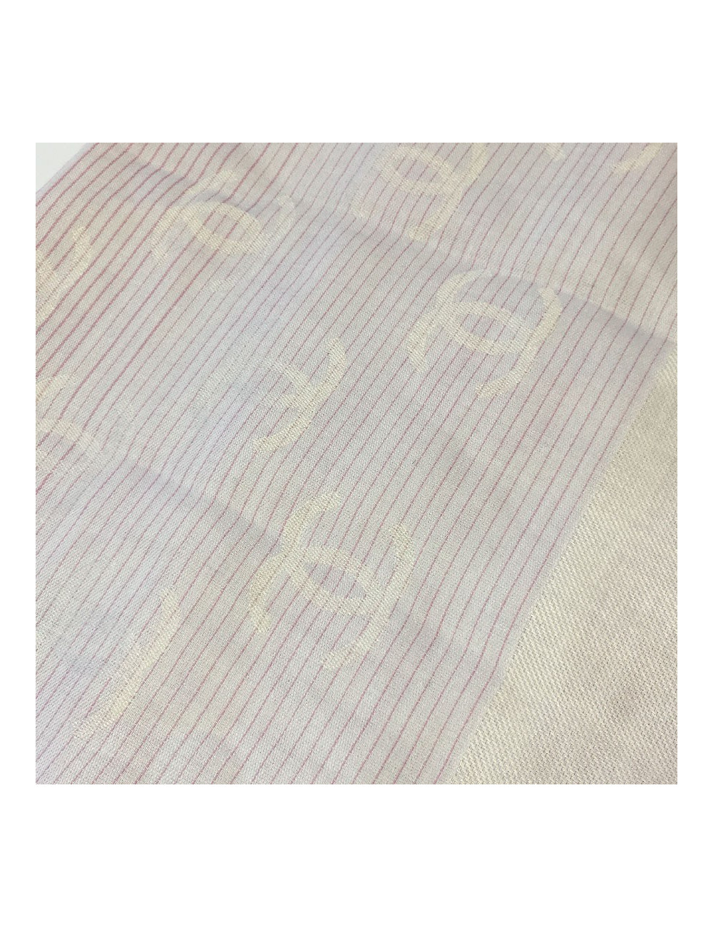 CHANEL shawl with small fringes in pink and white cotton and silk