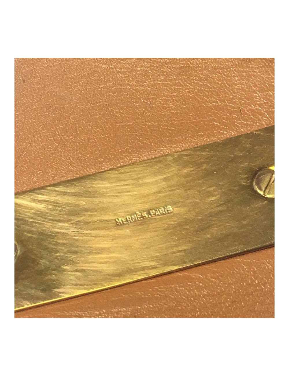 Ceinture HERMES T80 vintage en cuir marine, intérieur cuir gold 