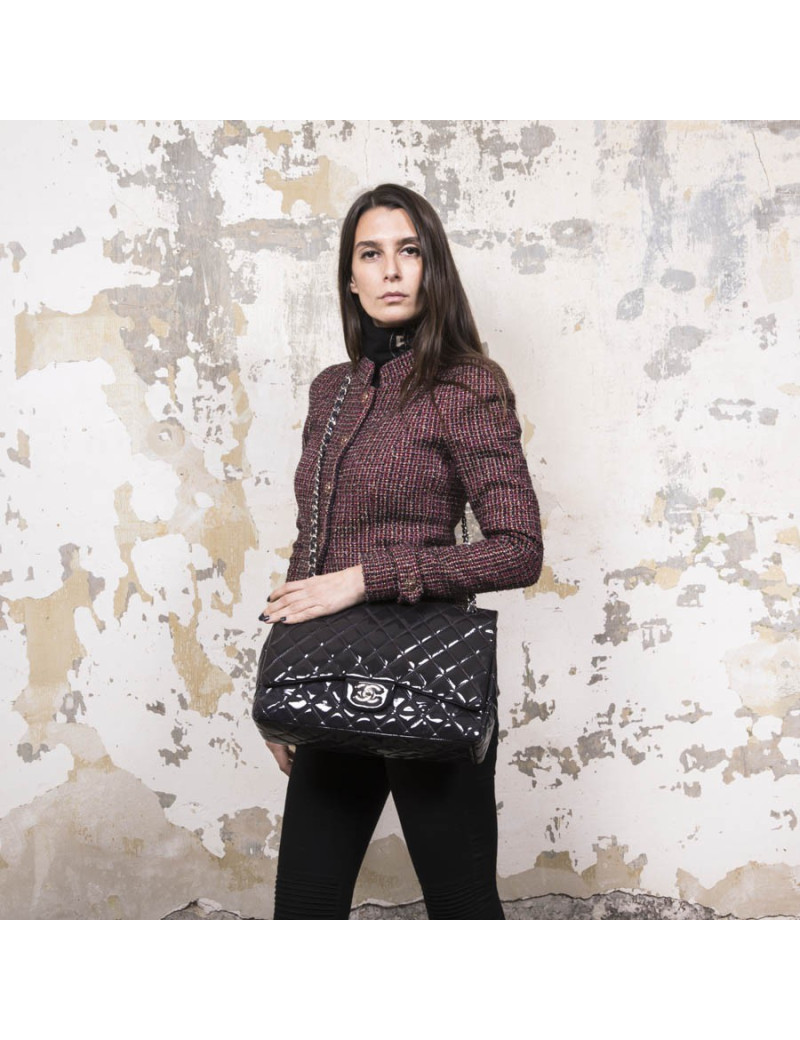 Sac Jumbo CHANEL cuir verni violet