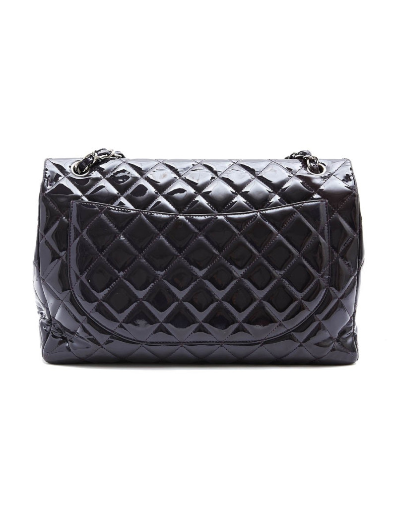 Sac Jumbo CHANEL cuir verni violet