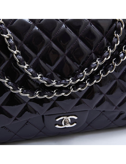 Sac Jumbo CHANEL cuir verni violet