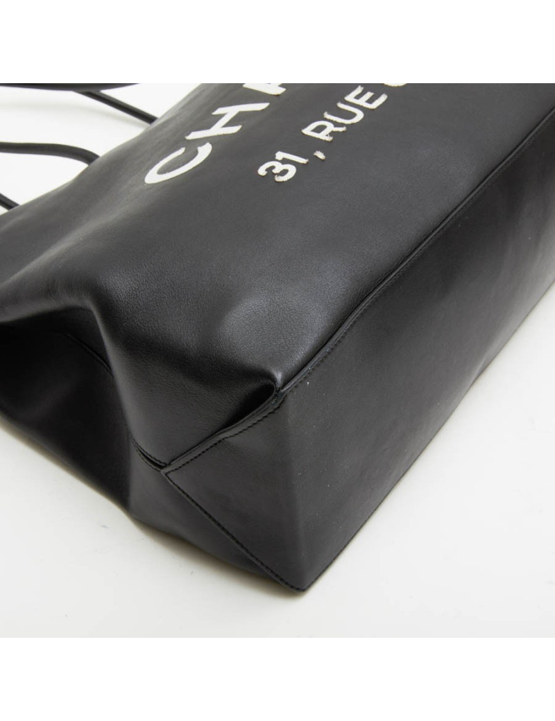 Sac CHANEL cuir lisse noir