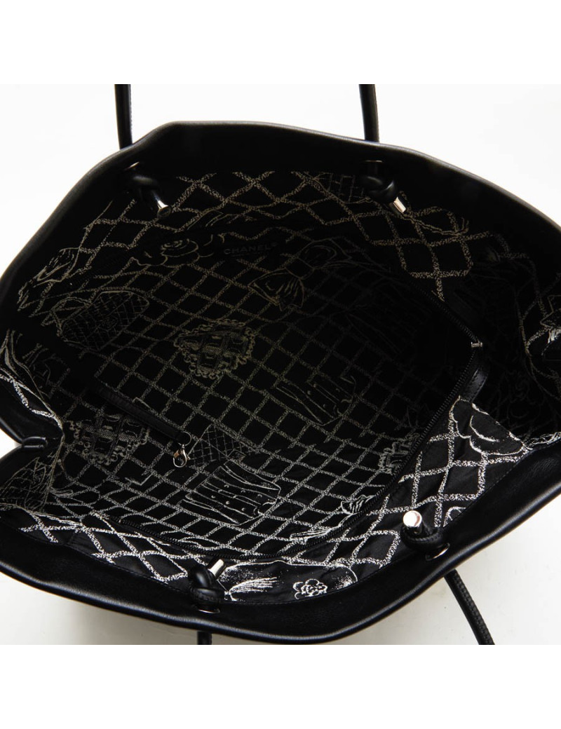 Sac CHANEL cuir lisse noir