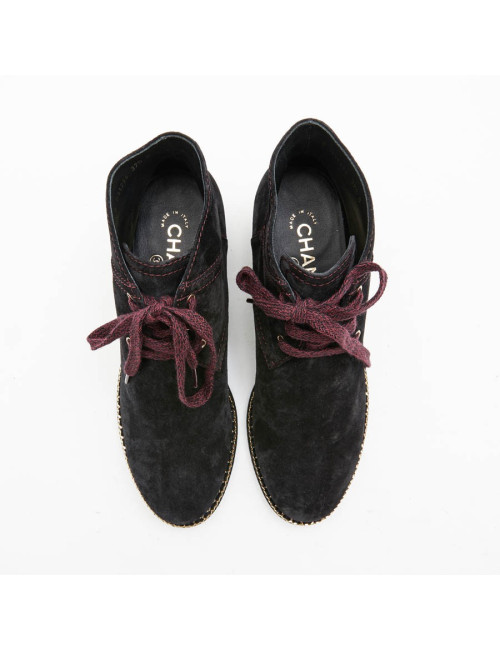 Boots CHANEL T37,5 veau velours noir